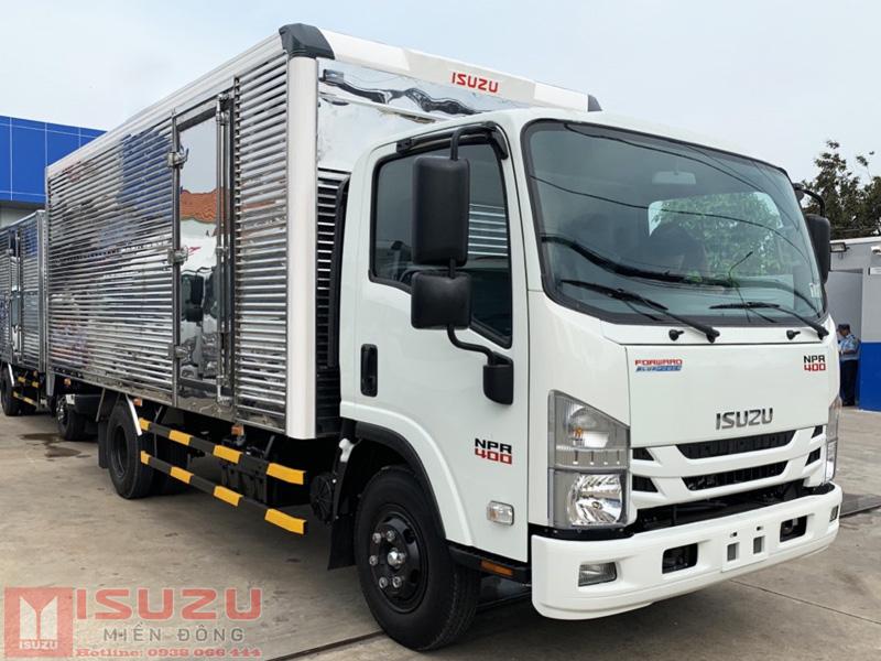 Xe tải Isuzu 3.5 tấn thùng kín