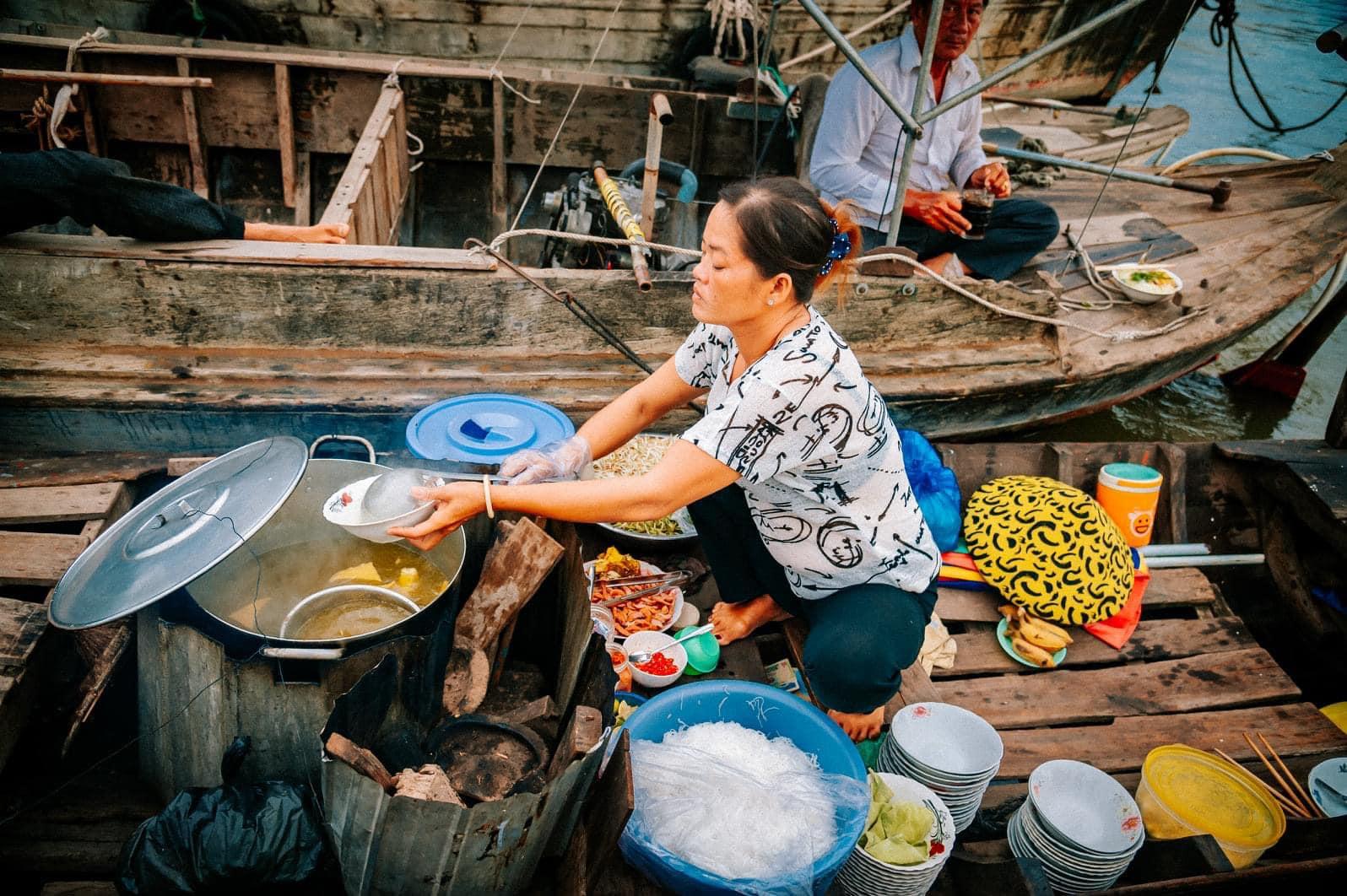 Trải nghiệm đi Chợ Nổi Long Xuyên – An Giang