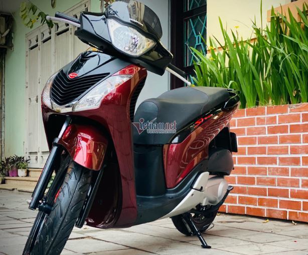 Honda SH 2010 biển “san bằng tất cả” rao giá hơn 200 triệu đồng