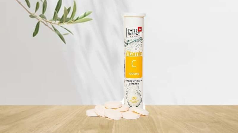 Viên sủi uống vitamin C Swiss Energy 1000mg phù hợp cho người già và người khó nuốt.