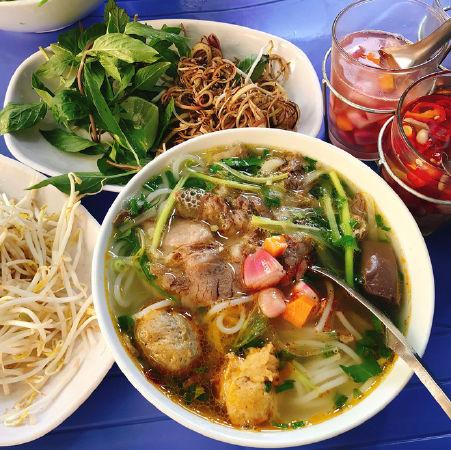 Danh sách top 10 quán bún bò Huế ngon ở Hà Nội