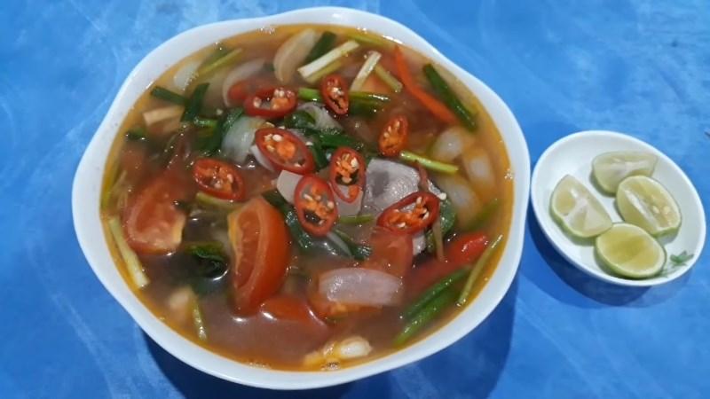 Canh cá thu nấu ngót