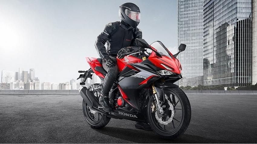 Bảng giá xe máy Honda CBR 150 2022 mới nhất ngày 5/9/2022: Giá quá rẻ cho dòng xe côn tầm trung