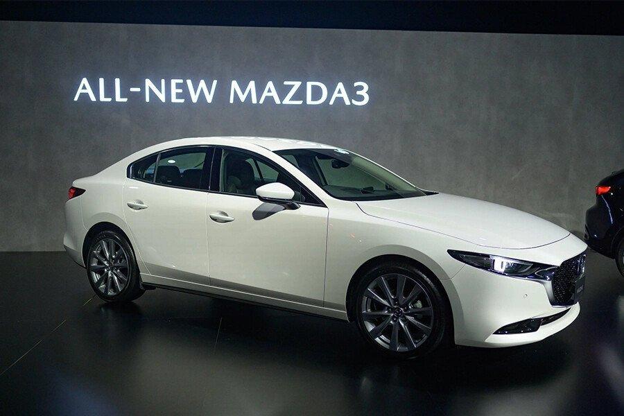 Mazda 3 1.5L Deluxe 2020