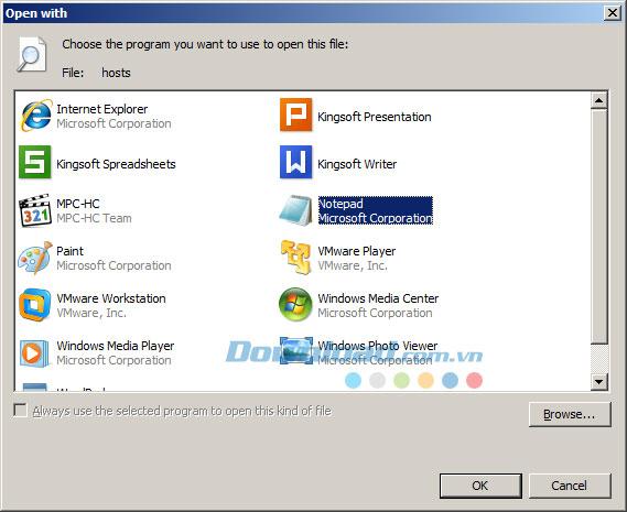 Mở file hosts bằng Notepad