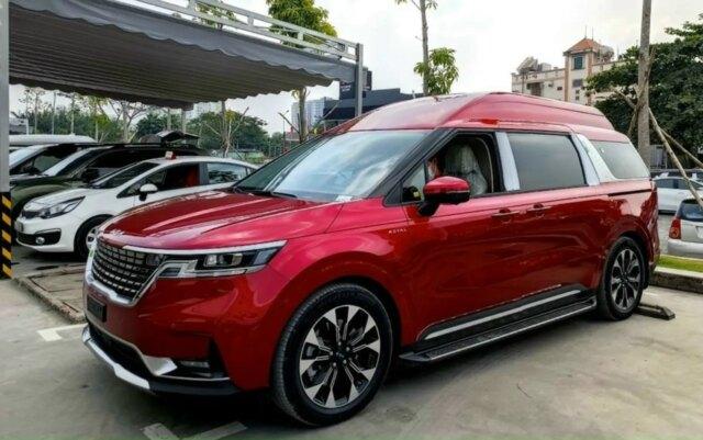 Kia Carnival Royal 2024 (4 chỗ, 6 chỗ): Chi tiết thông số xe và giá bán mới nhất