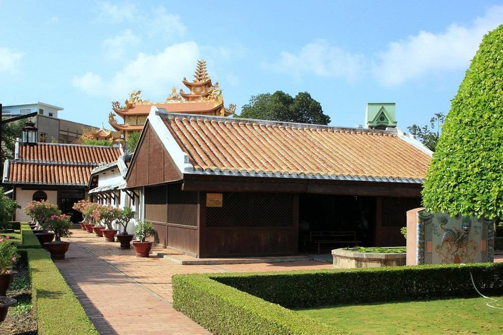 Trường Dục Thành