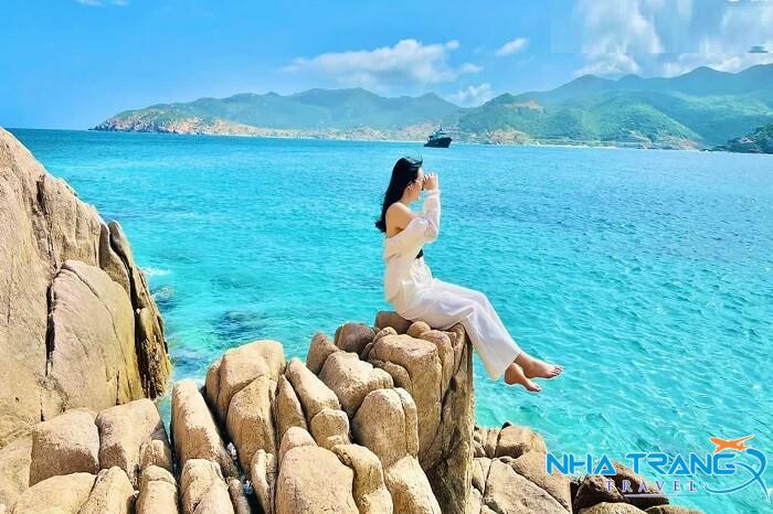 Tour đảo Bình Hưng Nha Trang