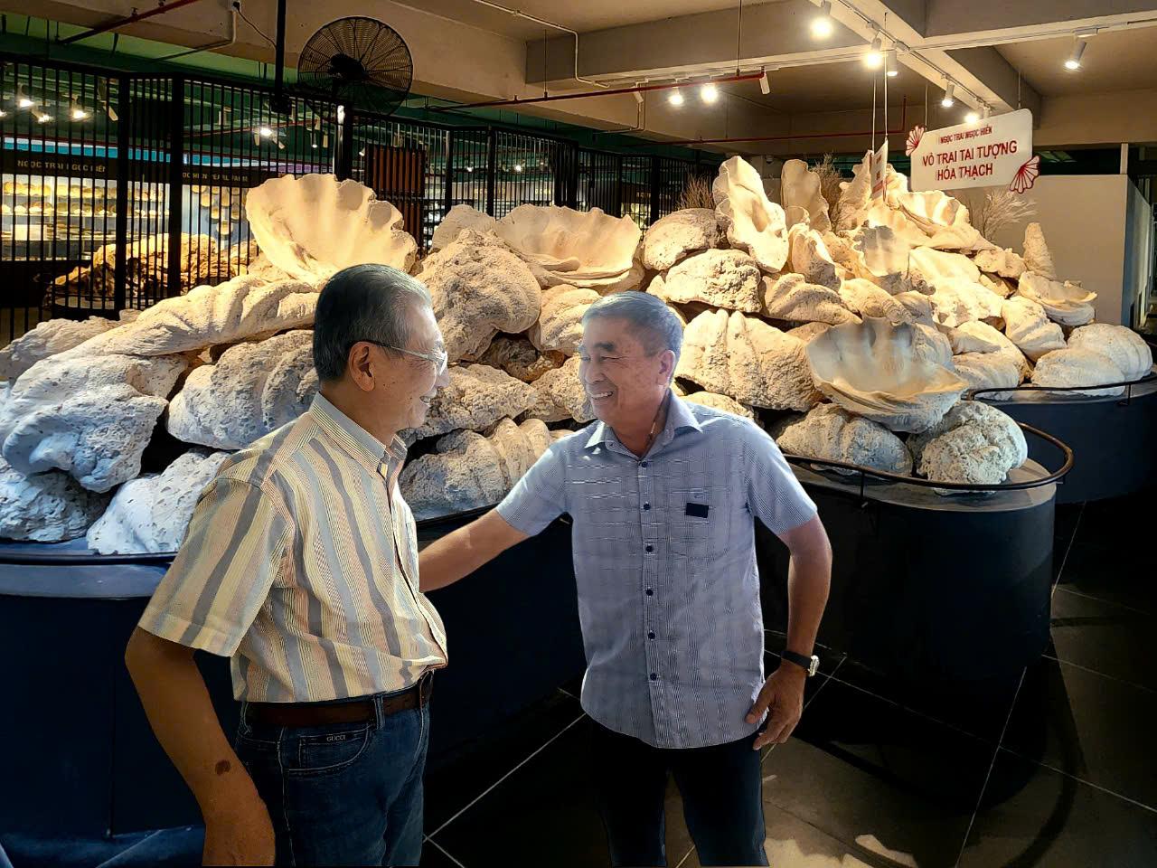 Chuyện đời ly kỳ của